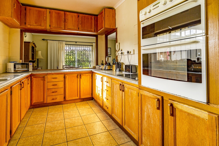 3 Bedroom Property for Sale in Westridge Western Cape